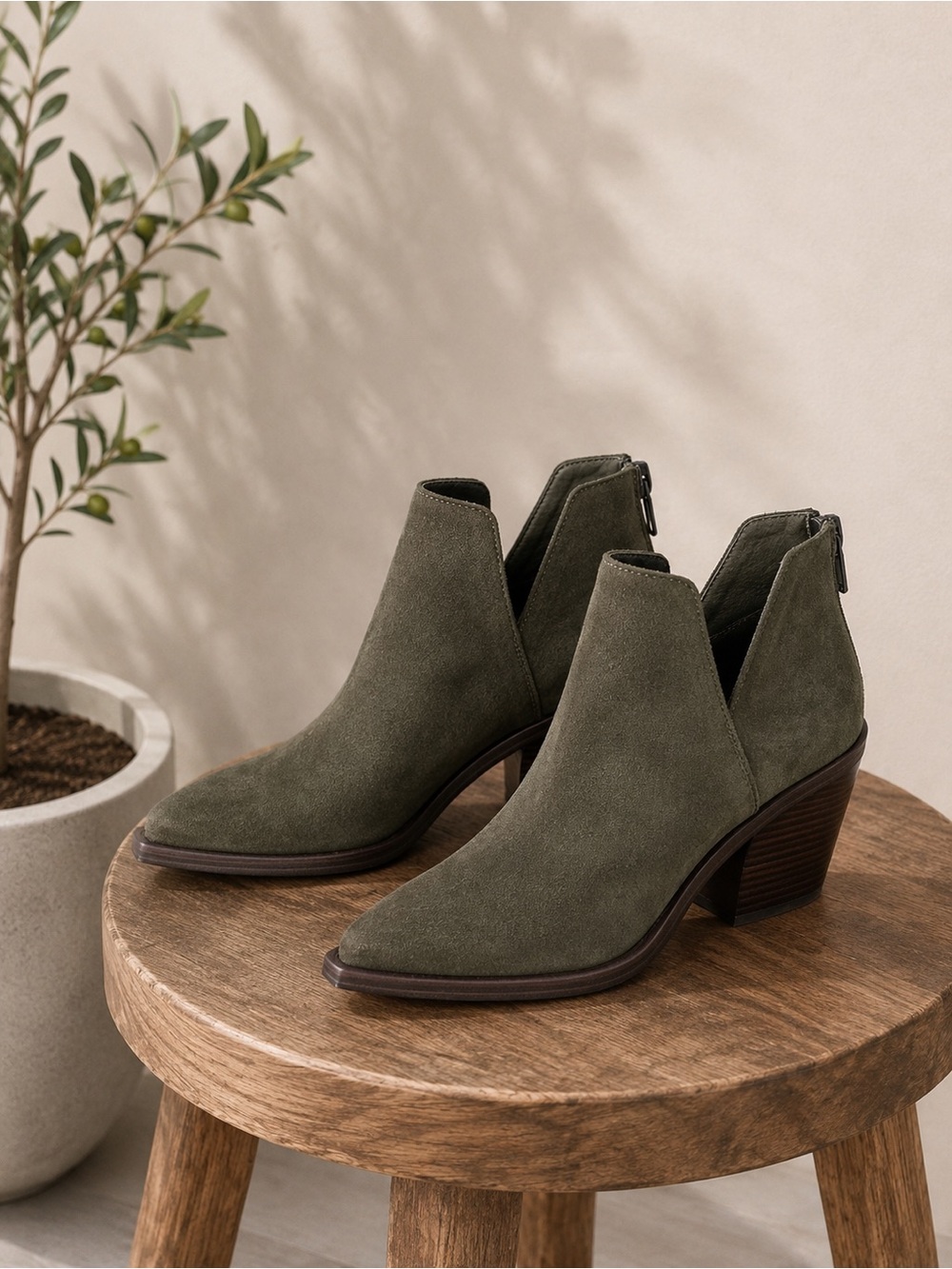 VINCE CAMUTO | Olive Green Gigietta Suede Ankle Heeled Boot | 7.5